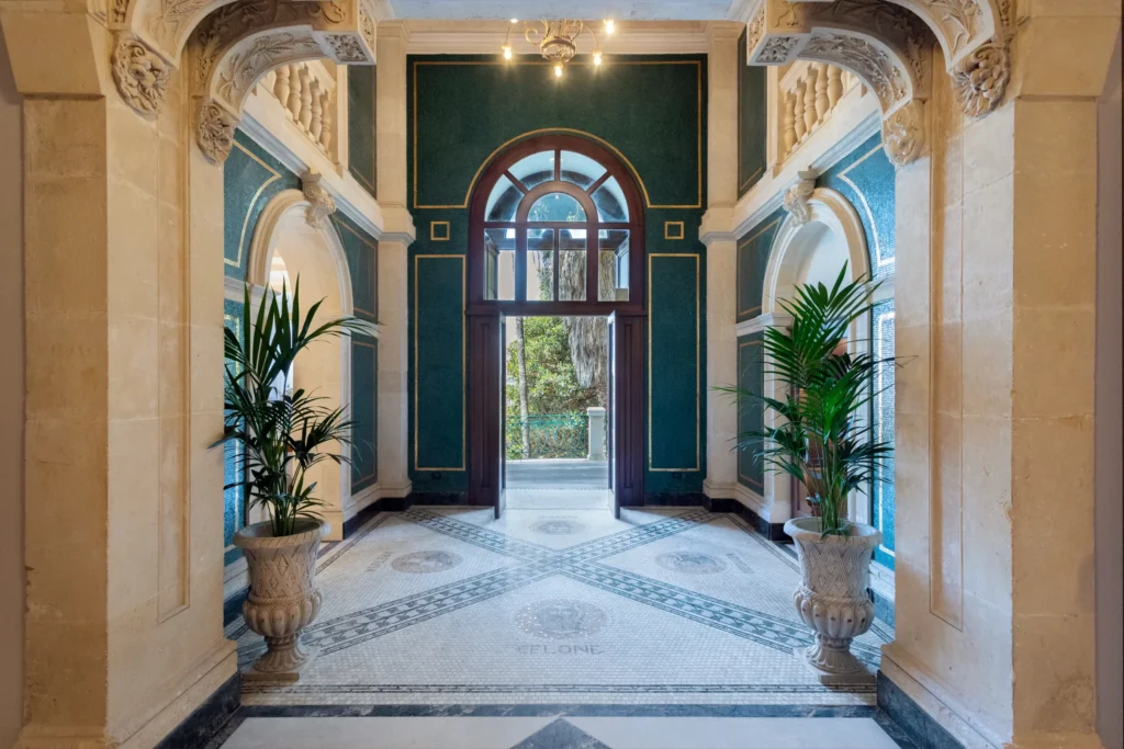 Grand Hotel Des Etrangers, Syracuse, Italy