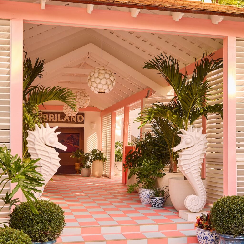 Coral Sands Inn & Cottages - Harbour Island, Bahamas