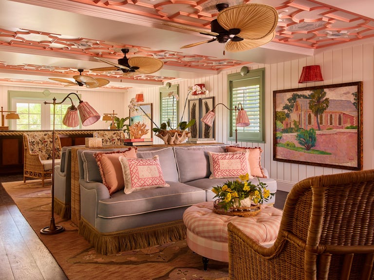 Coral Sands Inn & Cottages - Harbour Island, Bahamas
