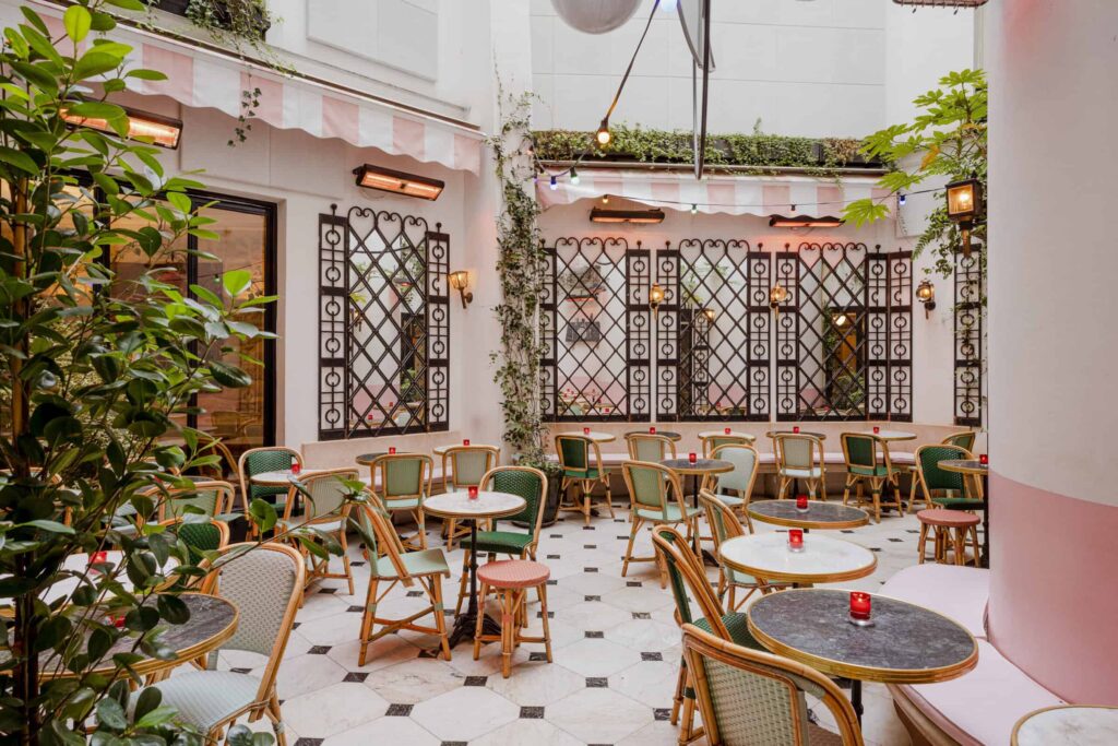 Hôtel Grand Amour - Paris, France