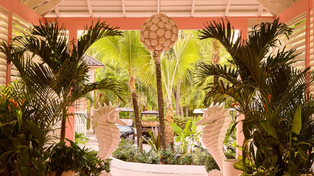 Coral Sands Inn & Cottages - Harbour Island, Bahamas