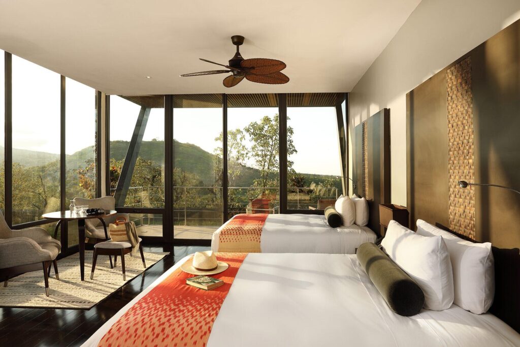 Pikaia Lodge - Santa Cruz Island, Ecuador