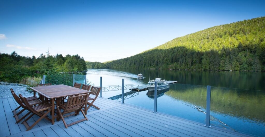 Spirit Bear Lodge - Klemtu, Canada