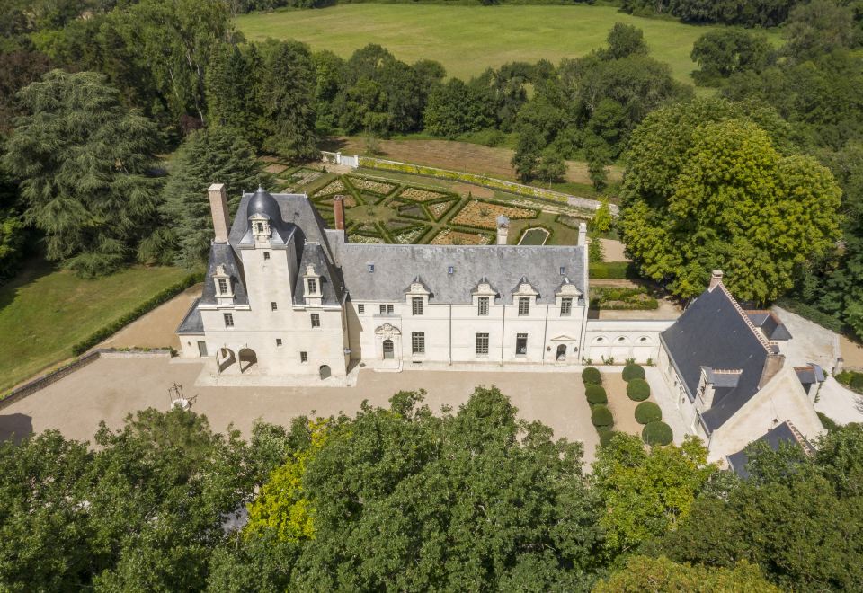 Château Louise de La Vallière, Reugny, France