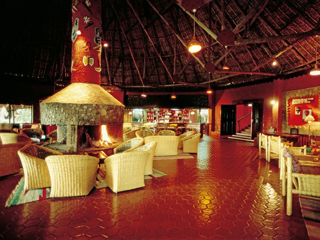 Masai Mara Sopa Lodge - Ololaimutiek Village, Kenya